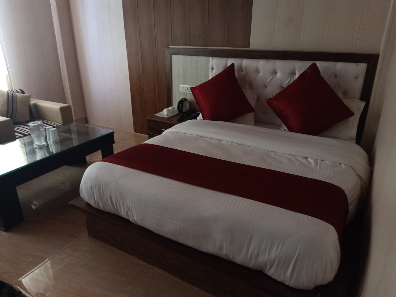 Deluxe Double  Bedroom