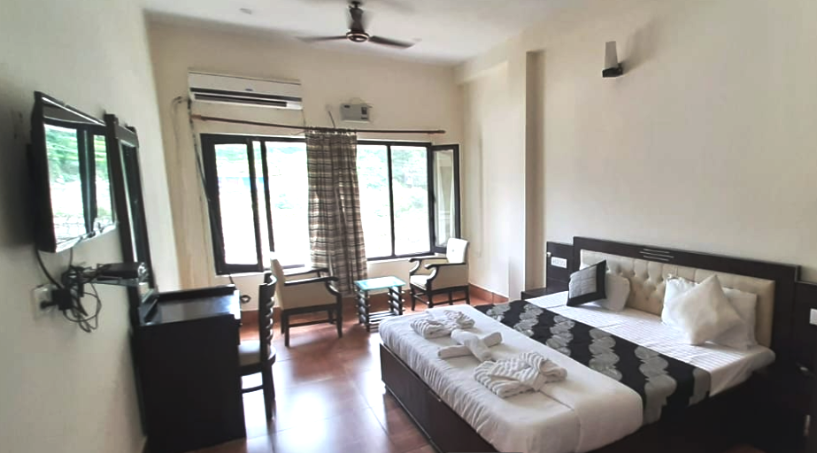 Luxury AC DBL Ganga View